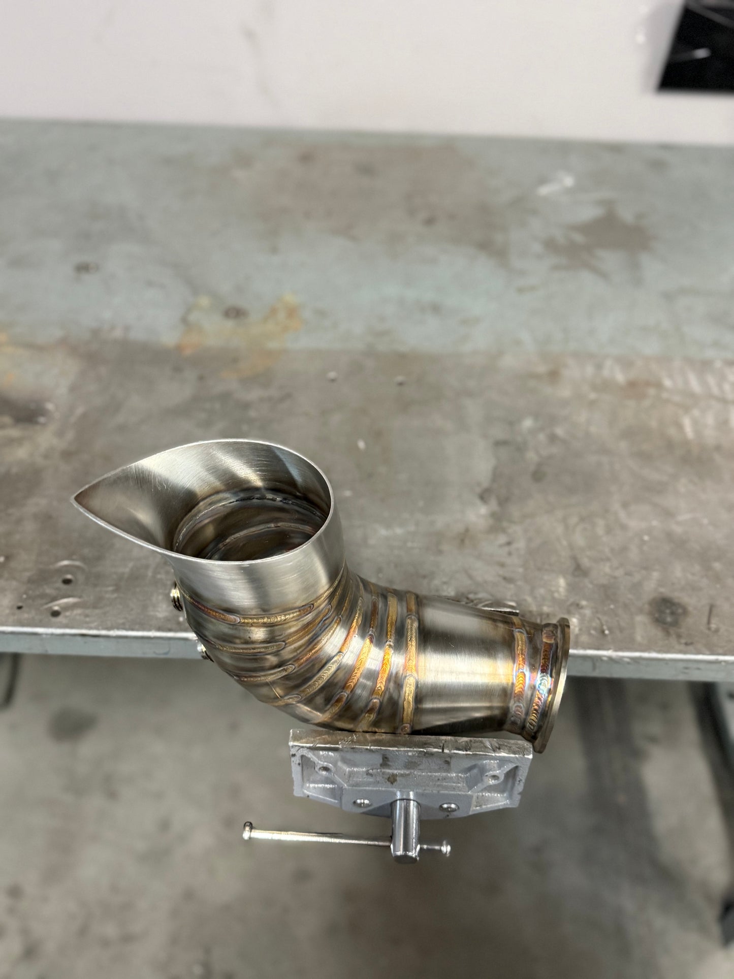 4” Hood Dump Exhaust (Teardrop) – BMW 335i (N54 Engine)