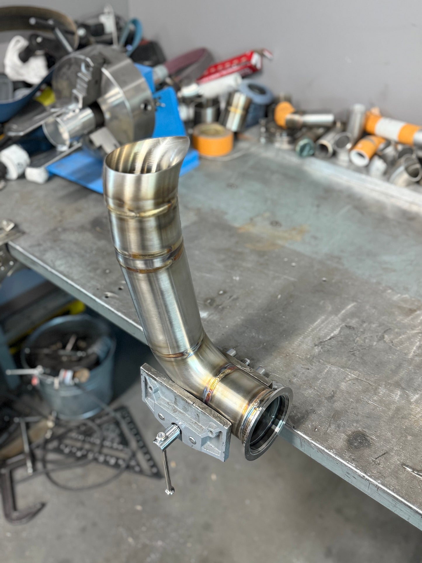 MK7 Golf R Teardrop Hood-Dump Exhaust